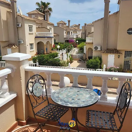 Traditional First Floor With Com Pool Pf13 Διαμέρισμα *
