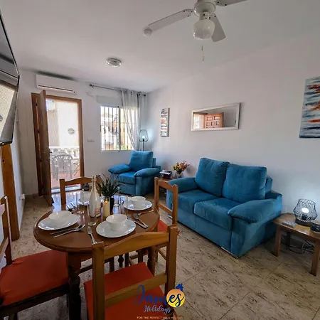 Traditional First Floor With Com Pool Pf13 Οριουέλα